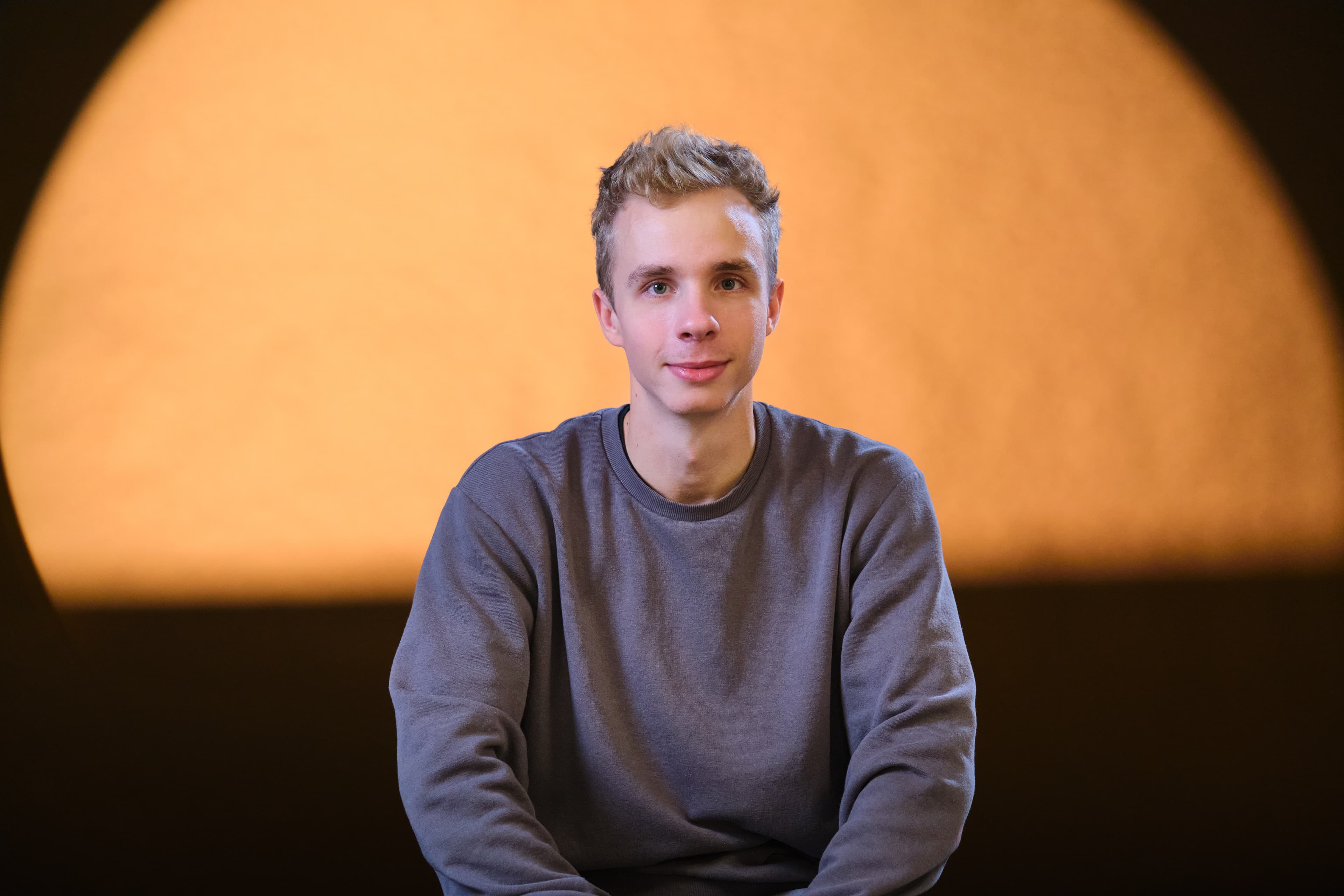 Ondrej Jurík – kamera, strih a color grading, artivo